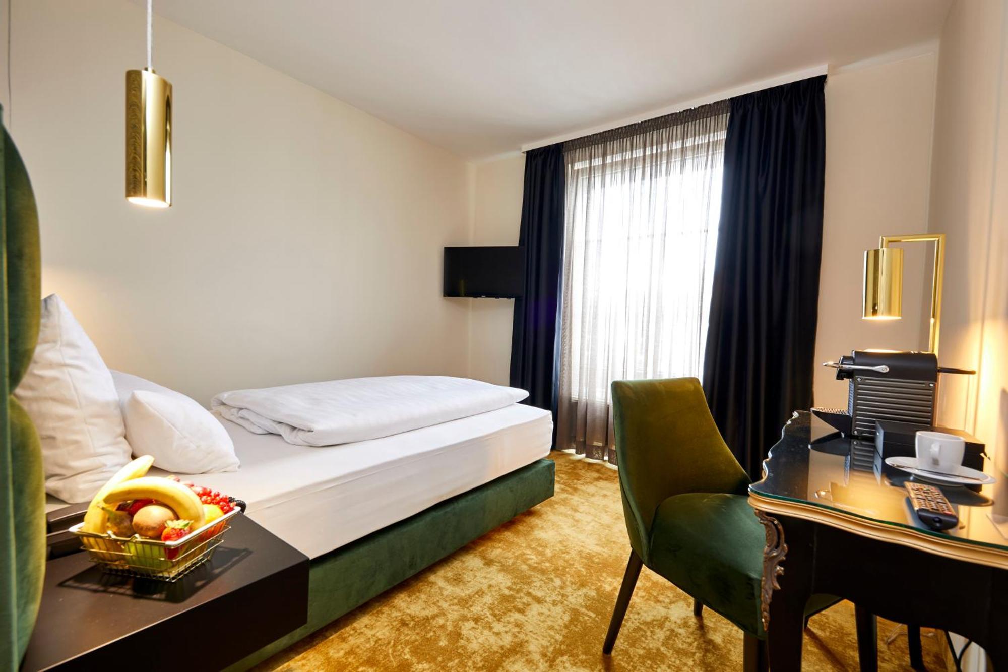 Classic Single Room,1451851276:JPEG
