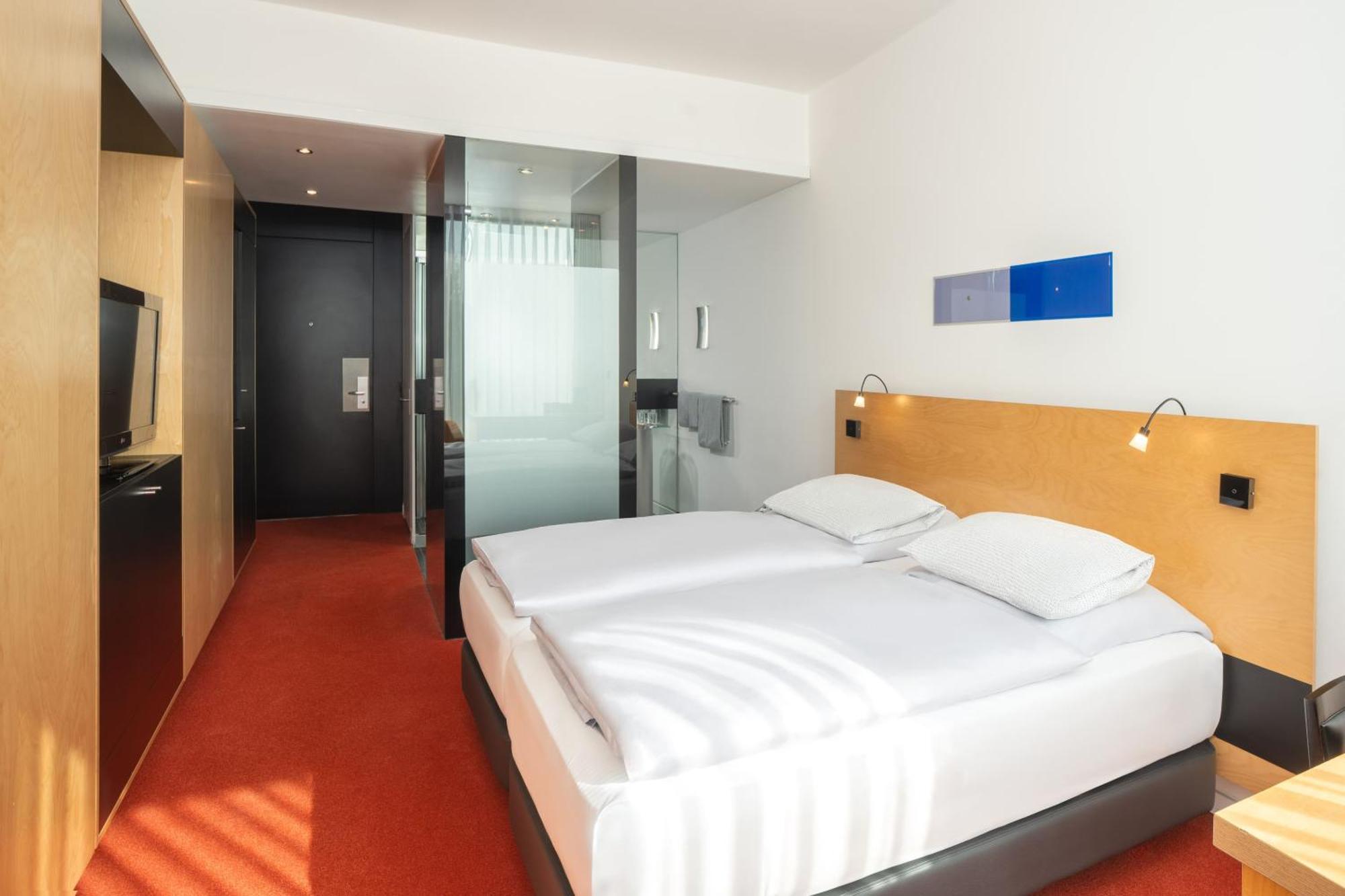 The INNSIDE Room