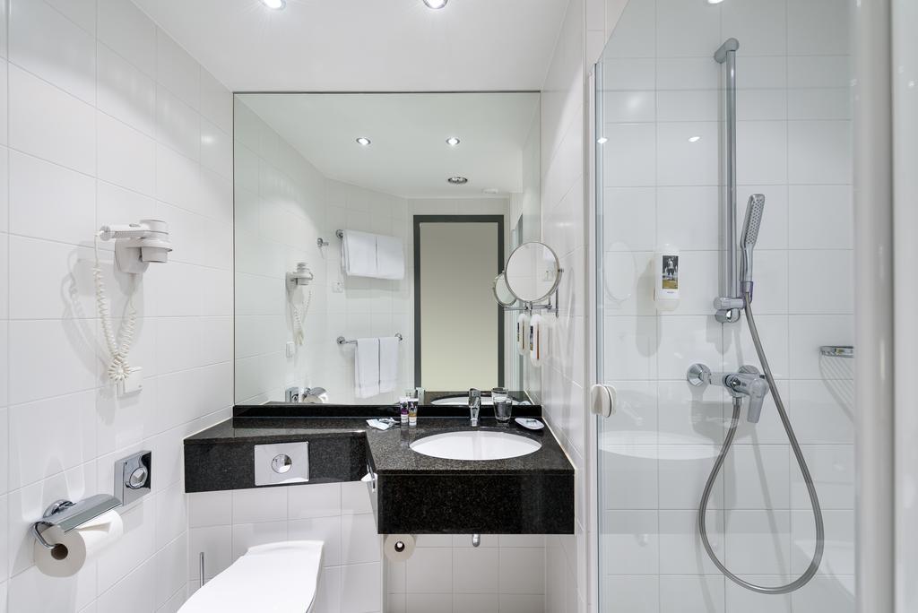 Double Room,382131667:JPEG